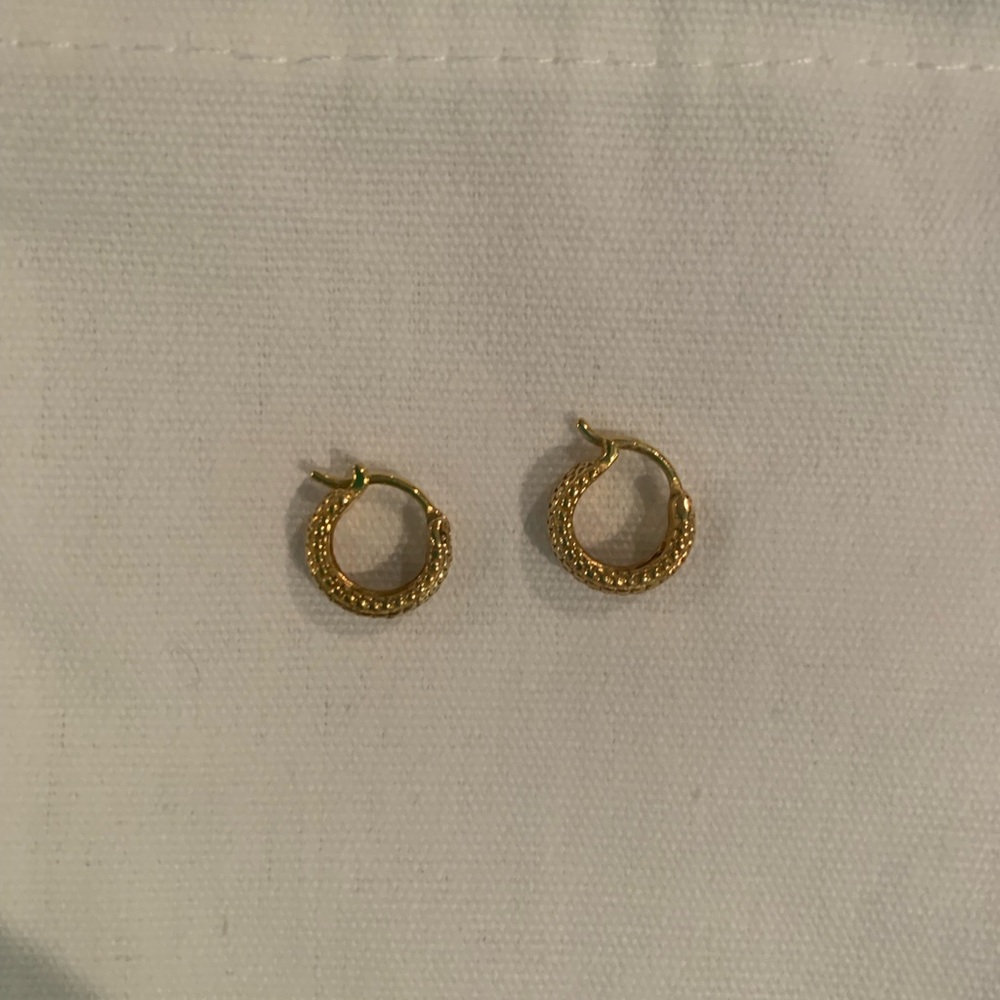 Monica Vinader Gold Heirloom Huggie Earrings